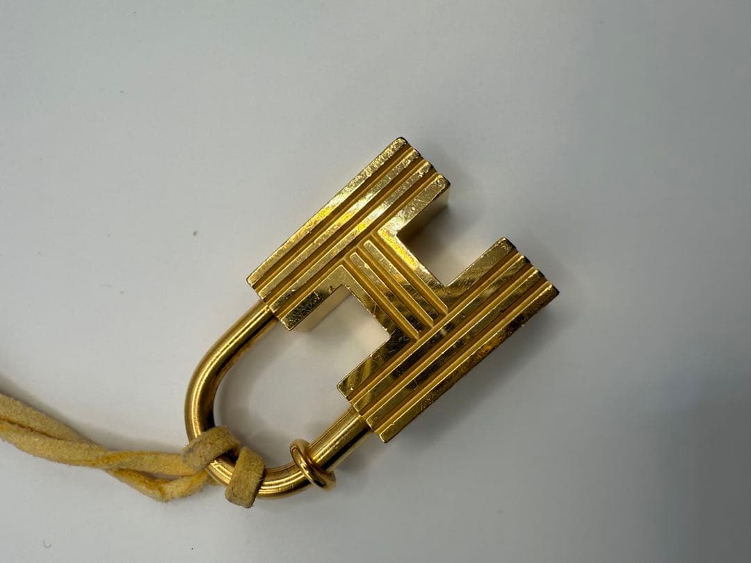 HERMES カデナ H 2000年限定商品 GP ゴールド ペンダントチャーム