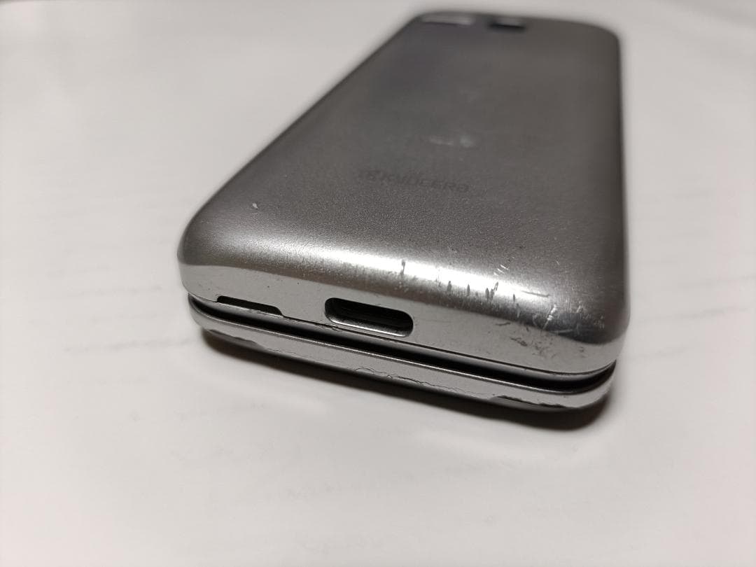 ☆ SoftBank DIGNO ケータイ3 902KC シルバー #2