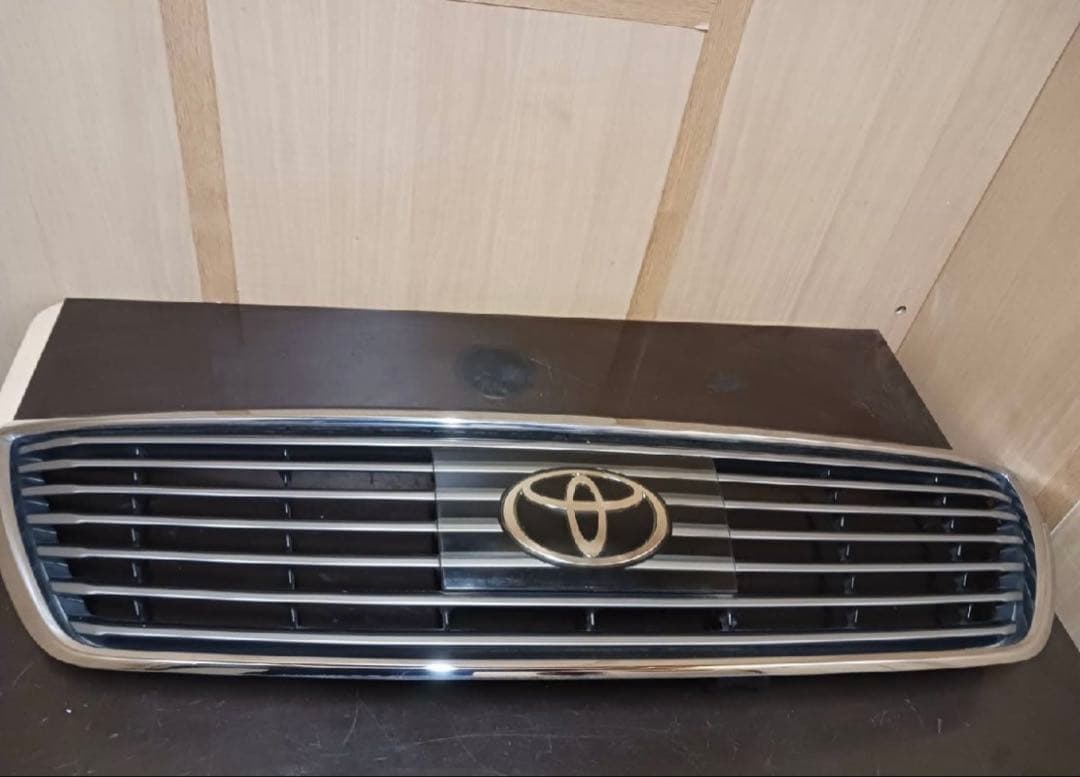 美品　UCF30 セルシオ　後期　グリル　プリクラッシュ