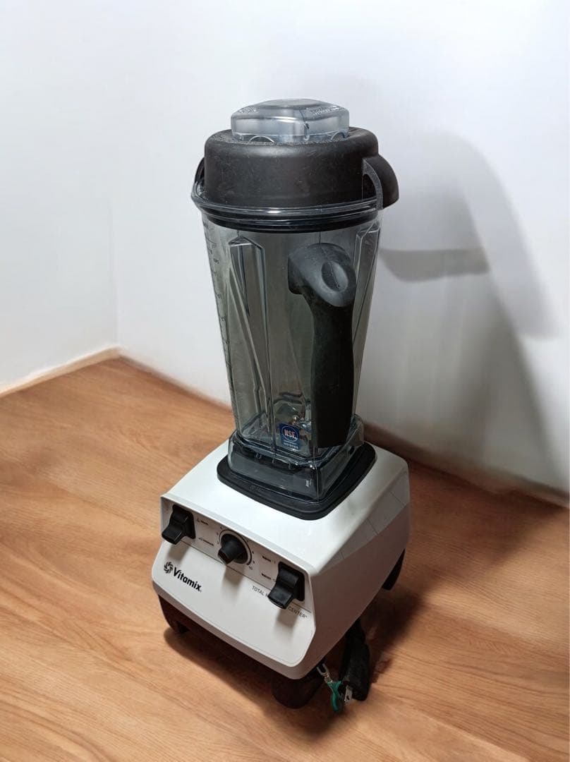 【八3302】バイタミック　ミキサー　VMO111 容量2,000ml