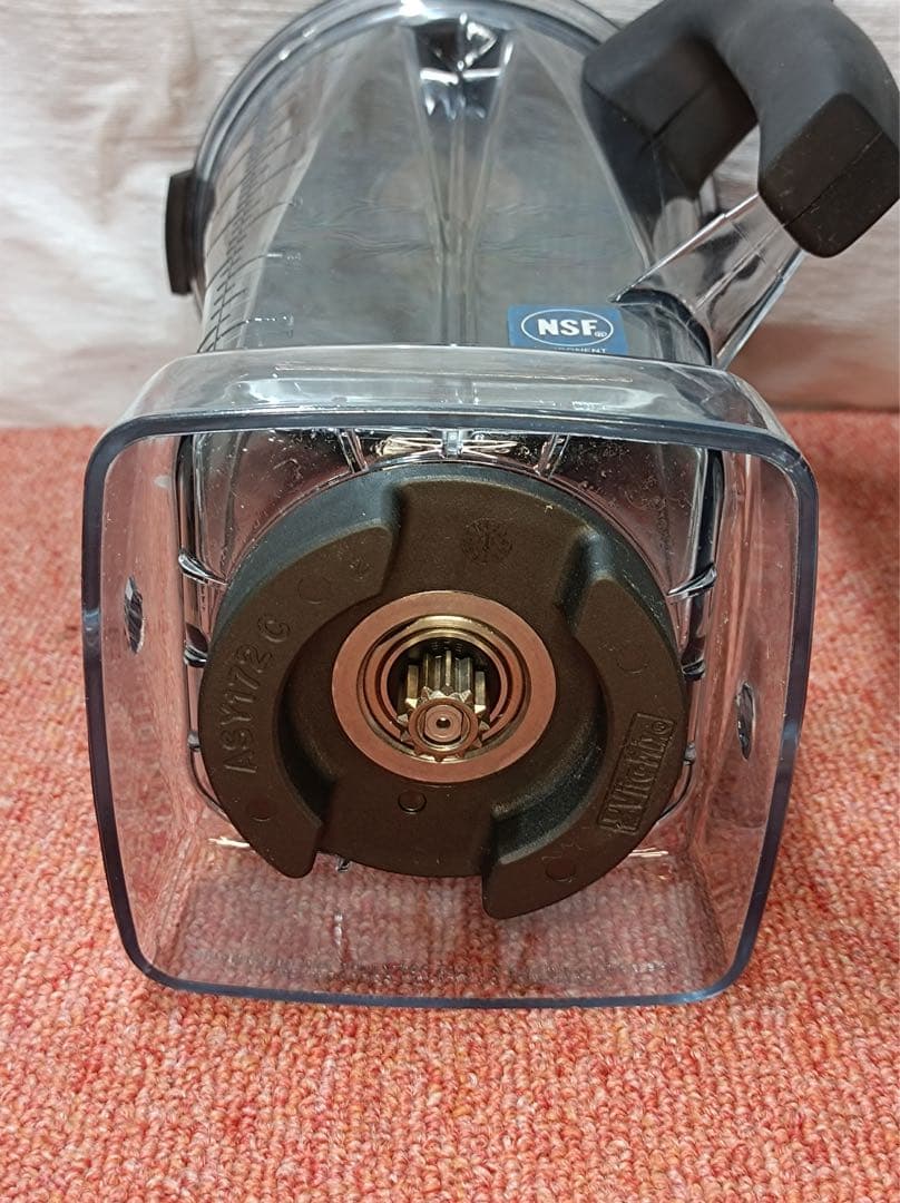 【八3302】バイタミック　ミキサー　VMO111 容量2,000ml