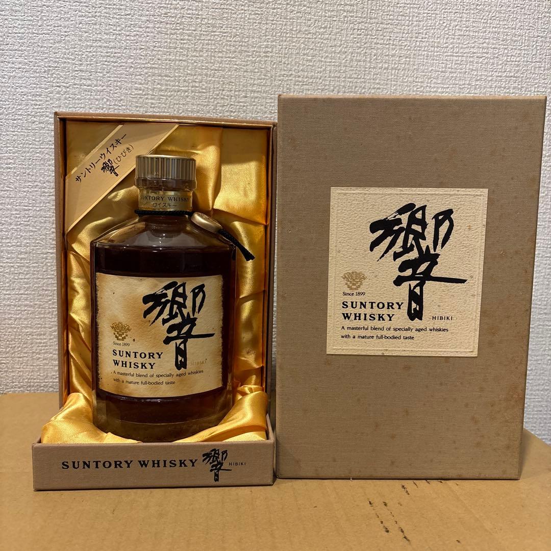 サントリーウイスキー響　裏ゴールドラベル　750ml 箱付き　未開封