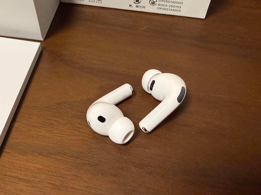 中古 最新 AirPods Pro 3 本体