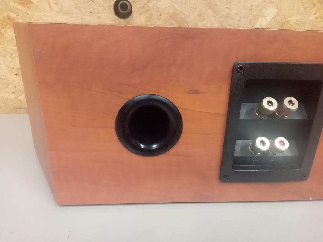 JBL　センタースピーカー　STUDIO520C