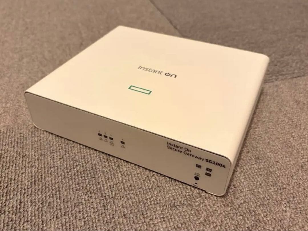 ほぼ未使用　Aruba Instant On ゲートウェイSG1004