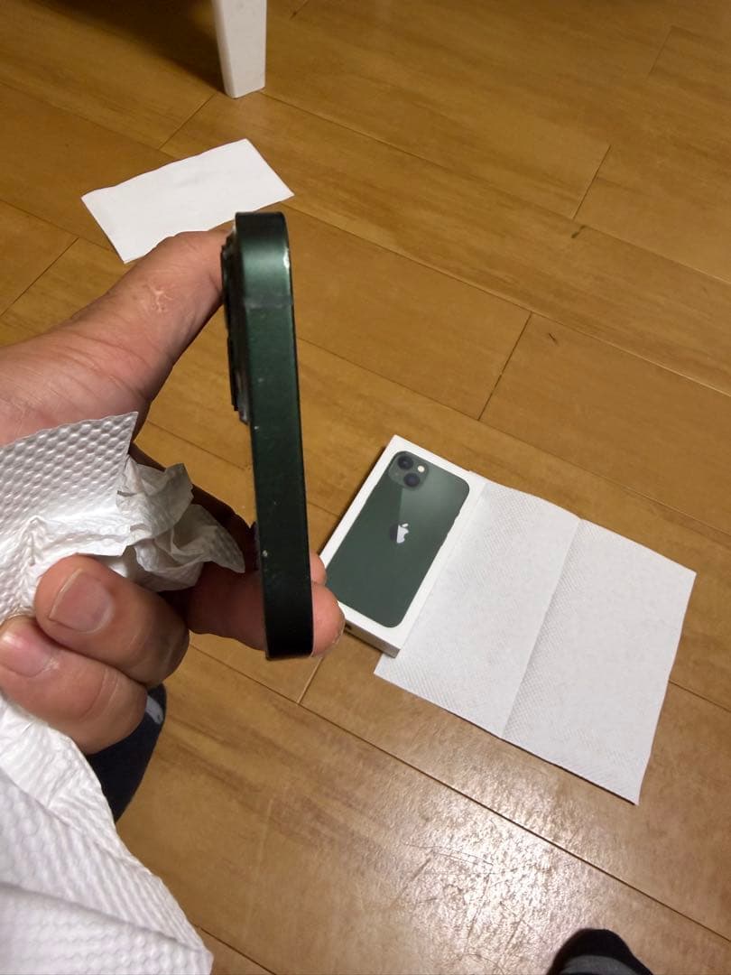 Apple iPhone 13 グリーン 本体 充電差し込み口に不具合有要交換