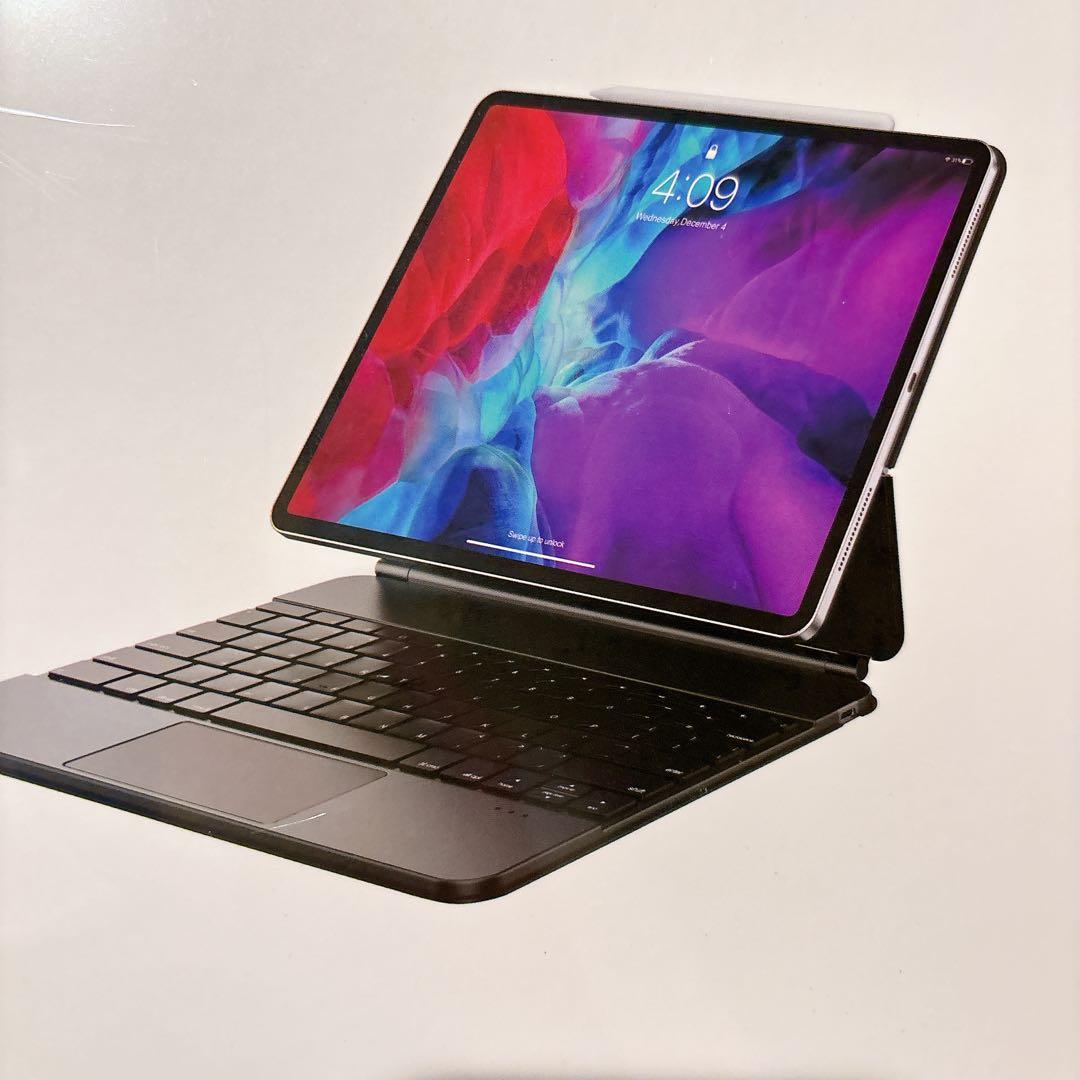 iPadキーボード ケース付き iPad ホワイト　マグネット