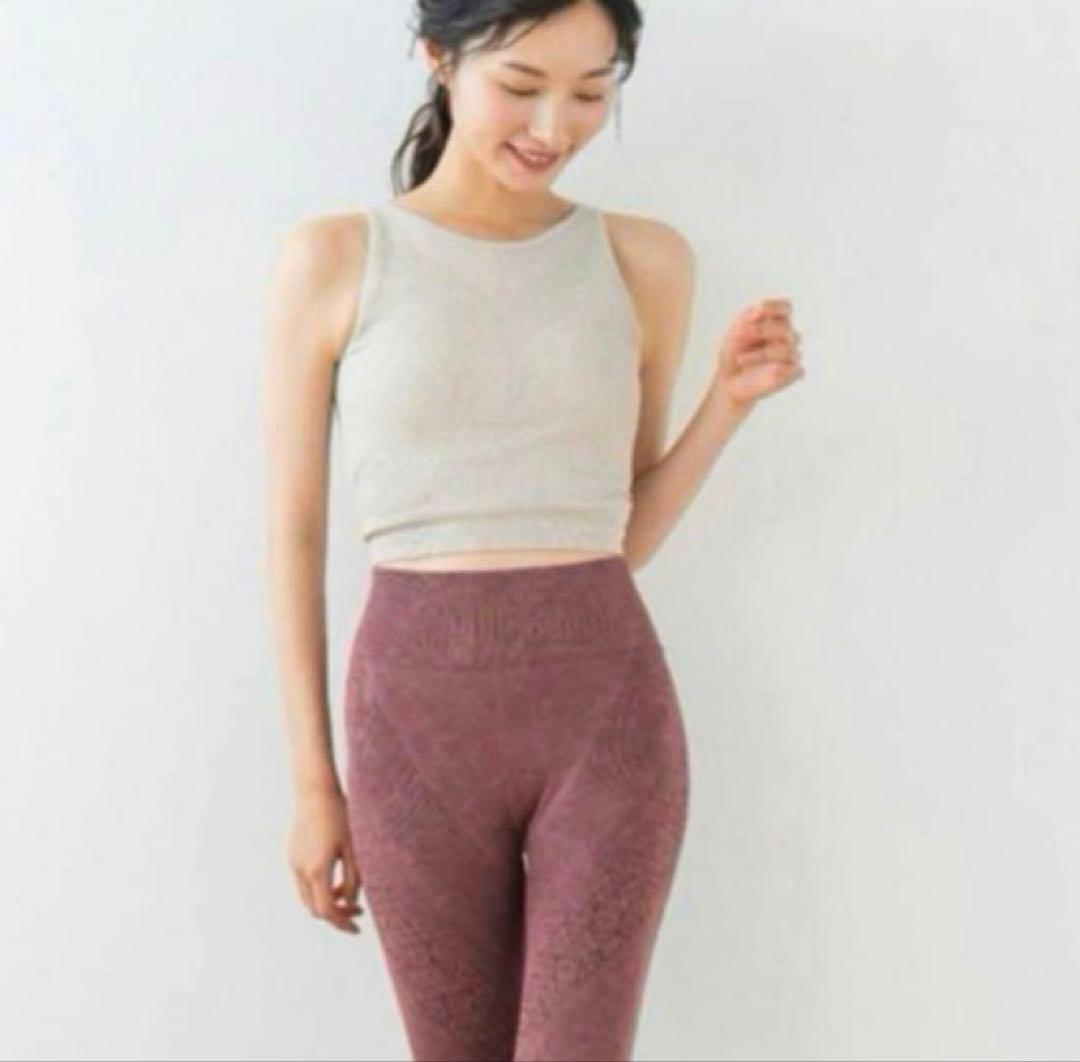 スカーラ／ヨガウェア上下セット