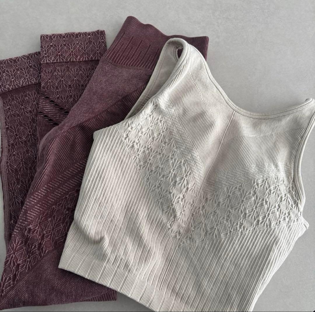 スカーラ／ヨガウェア上下セット