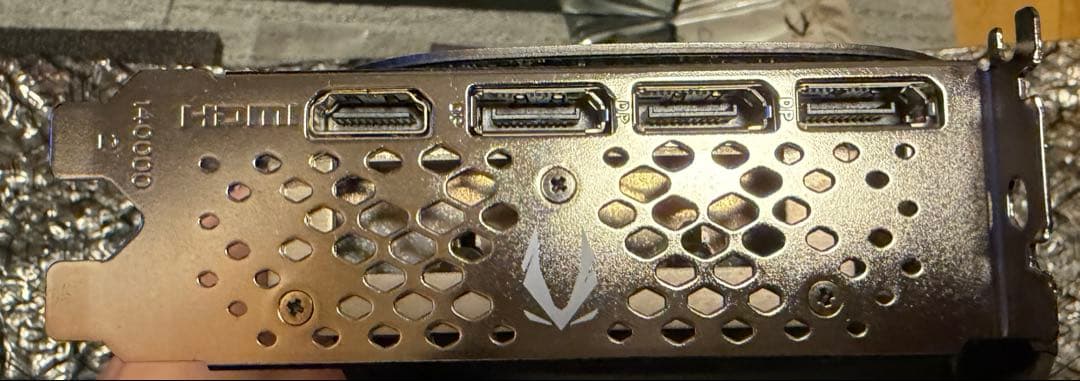 グラフィックボード・グラボ・ビデオカード ZOTAC GAMING GeForce RTX 4070 AMP AIRO