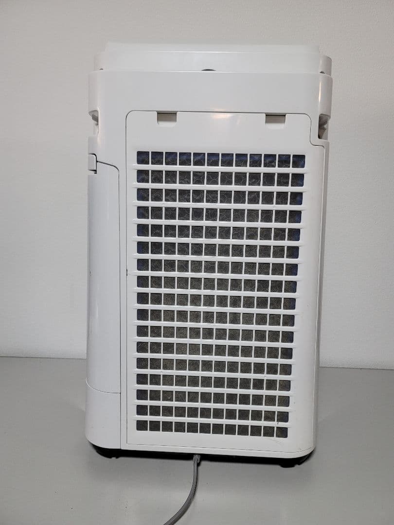 美品　SHARP 空気清浄機 KC-P500Y-W ホワイト