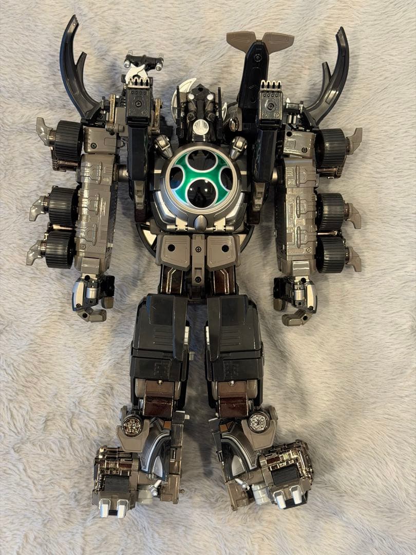 DX超合金GD-49 轟雷旋風神 ブラックバージョン