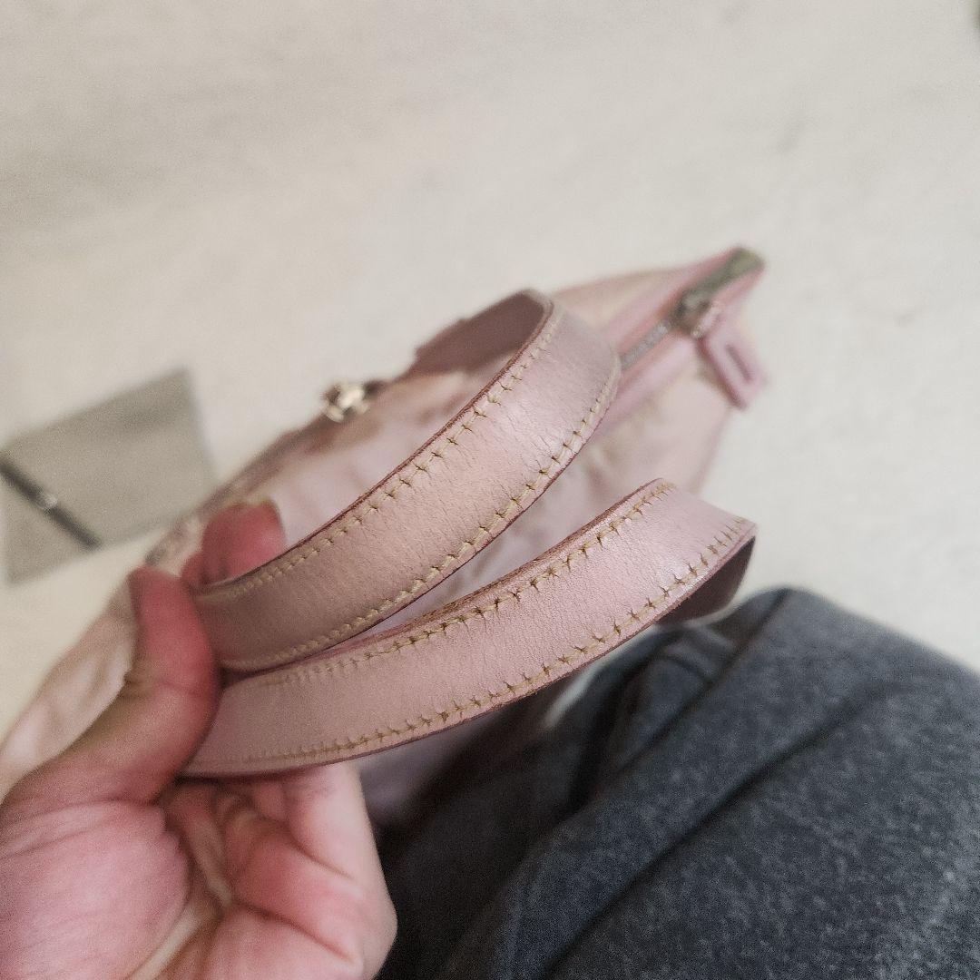 専売プラダ　ナイロン　レザー　バック　三角ロゴ　南京錠