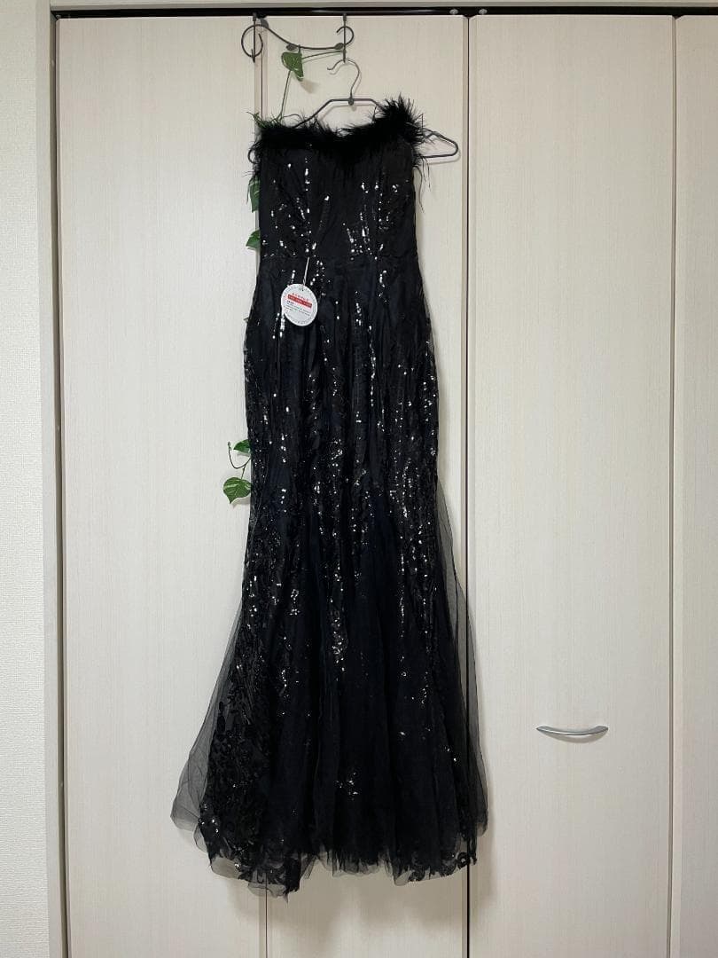 イブニングドレス　パーティードレス　スパンコール　カラーブラック　サイズL
