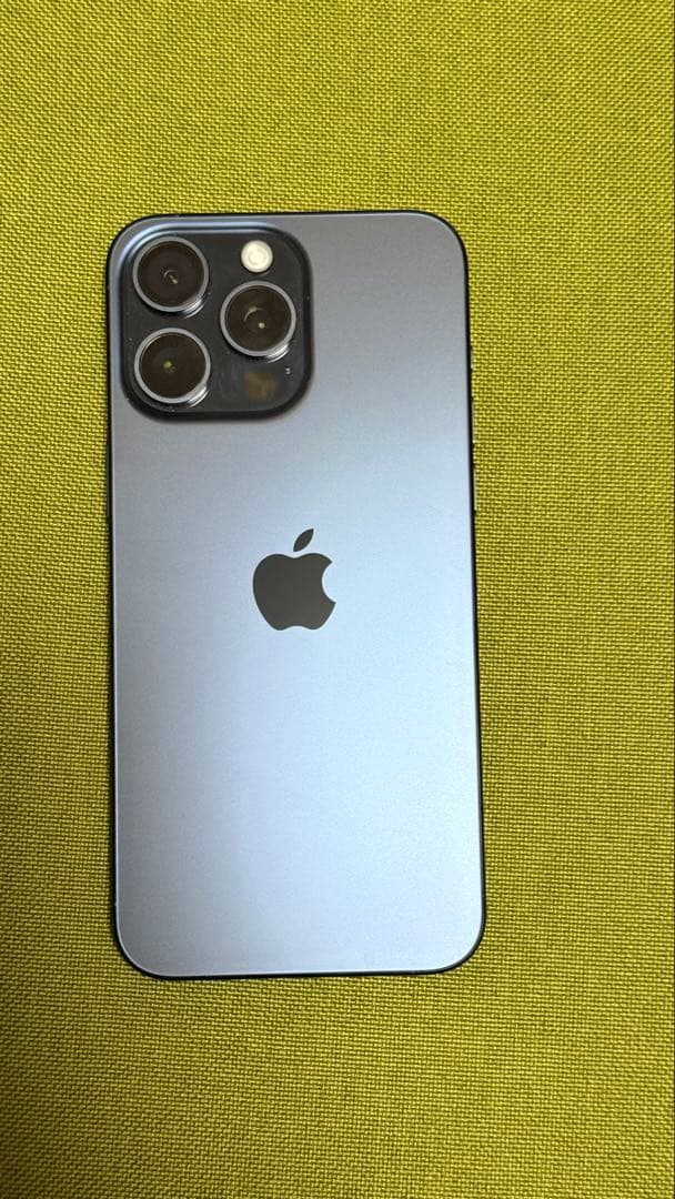 くるみ　香港版　Apple iPhone 15 pro max 本体