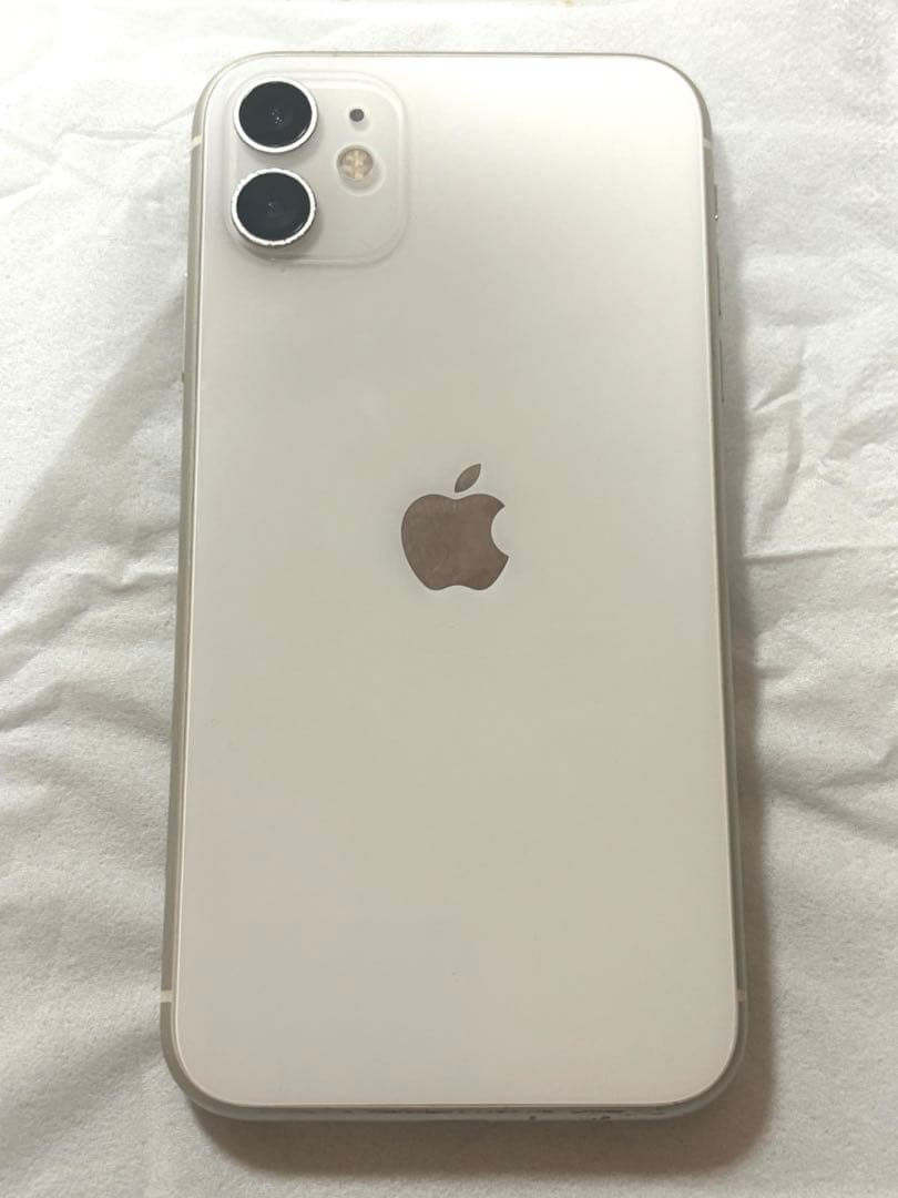 Apple iPhone 11 ホワイト 本体　64GB ホワイト