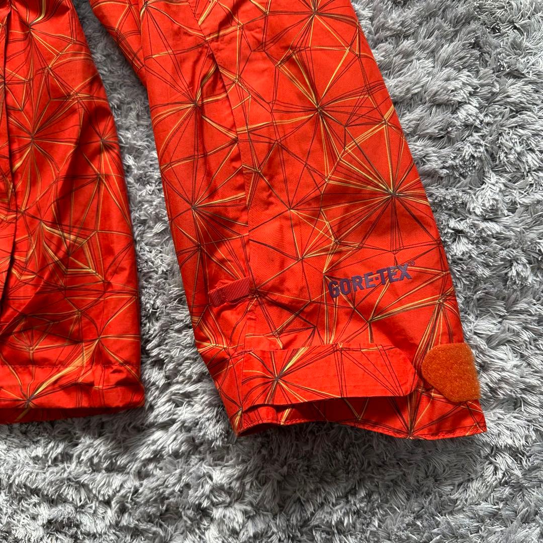 【超人気◎】BURTON　ak　スノボジャケット　GORE-TEX　美品◎