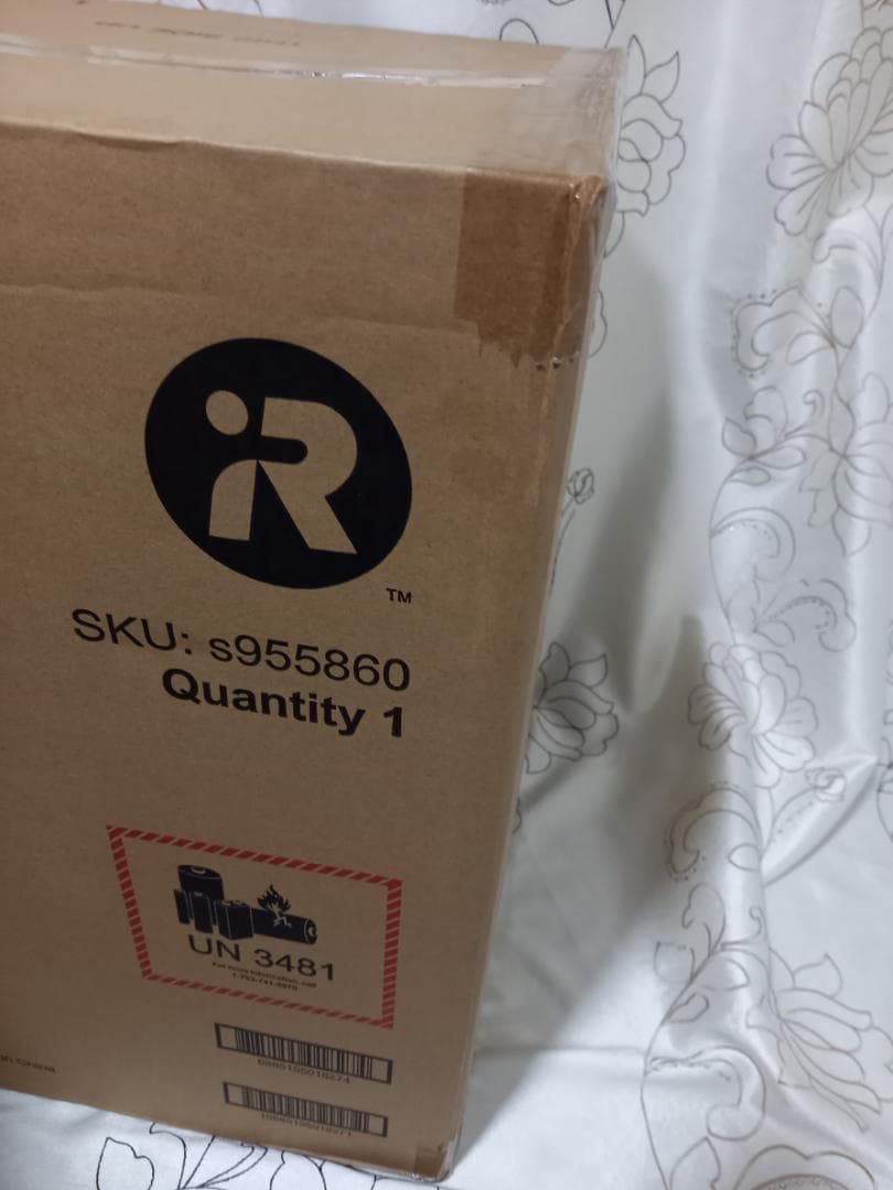 【よろず】iRobot ルンバ s9+ クリーンベース付ロボット掃除機