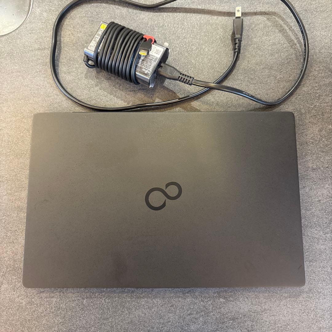 FUJITSU 富士通　LIFEBOOK WU2/E3 FMVWE3U27W