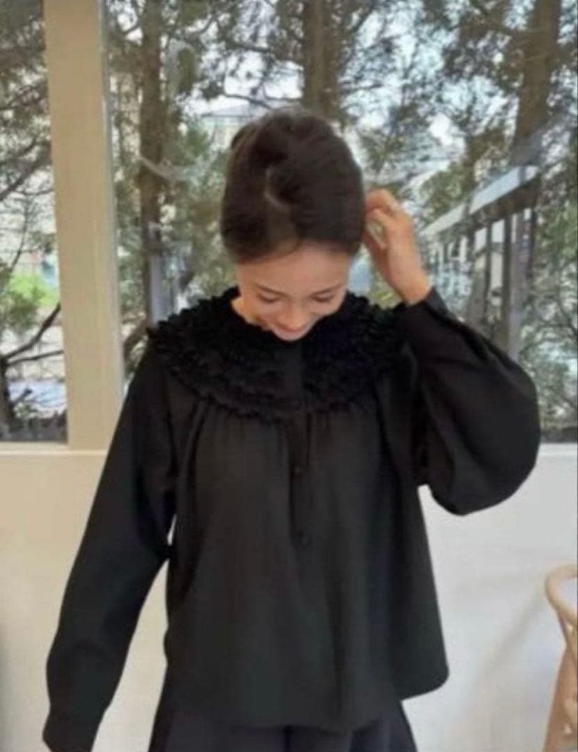 ロージーモンスター　裏起毛ミニフリルブラウス ブラック　フリー