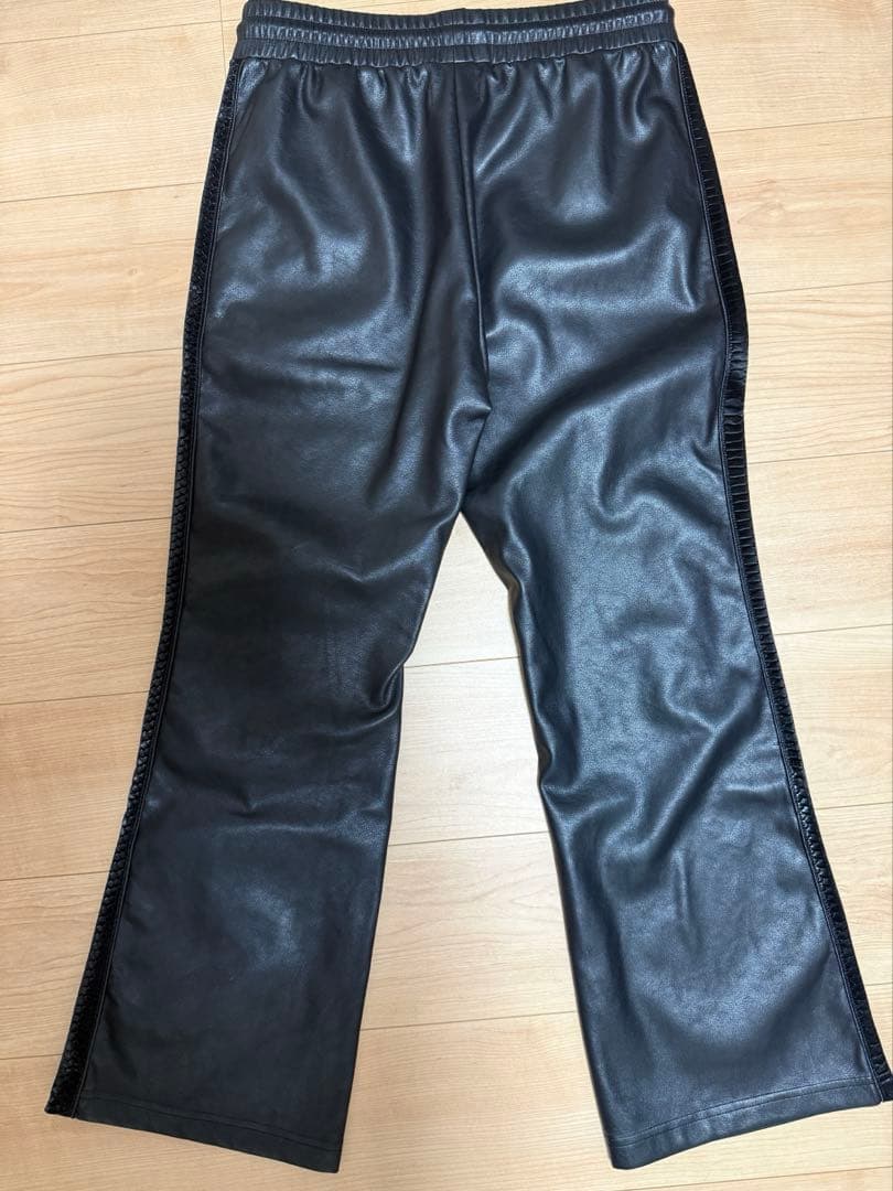 LASTNEST レザーフレアパンツ