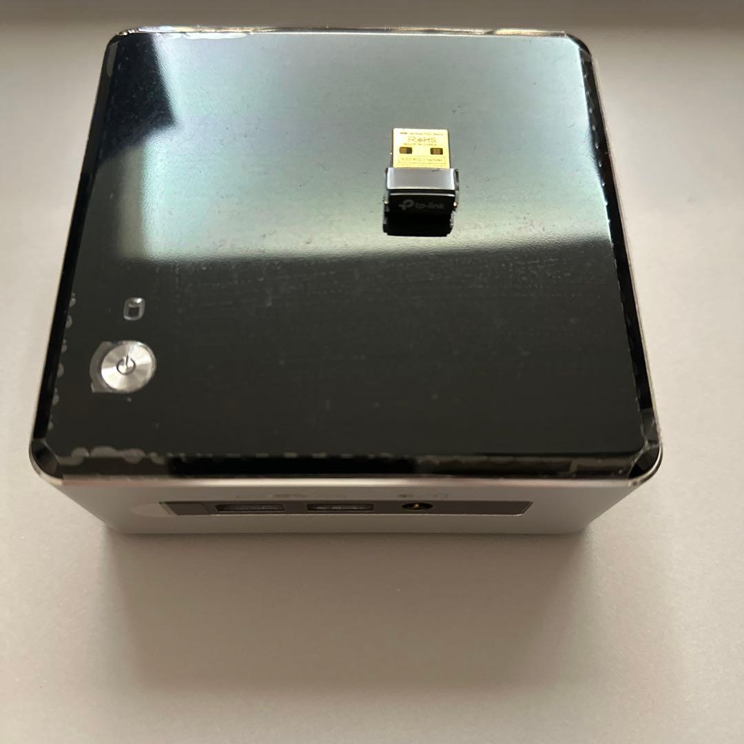 Intel NUC Core i5搭載 BLKNUC5I5MYHE