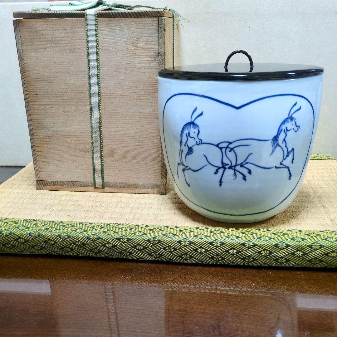 く*ん様 茶道具「染付　菱馬水指」　 平安　富田静山　造