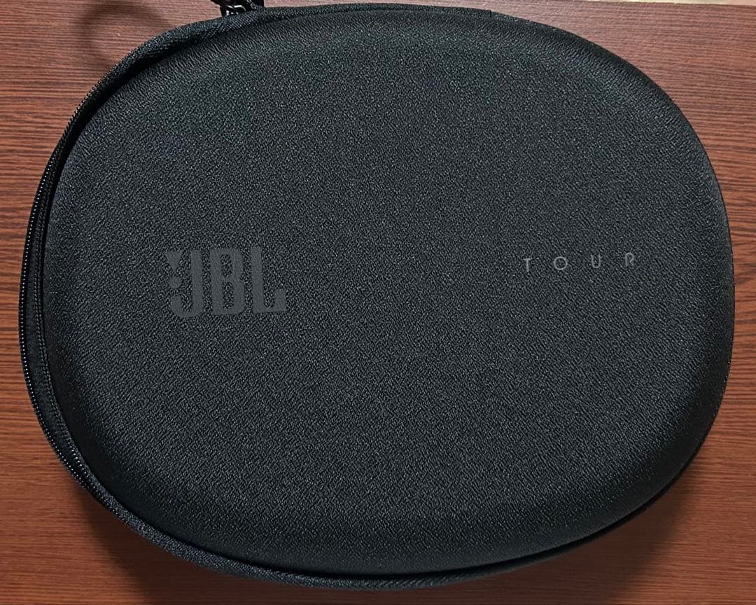 JBL Tour ONE M2 ワイヤレスヘッドホン