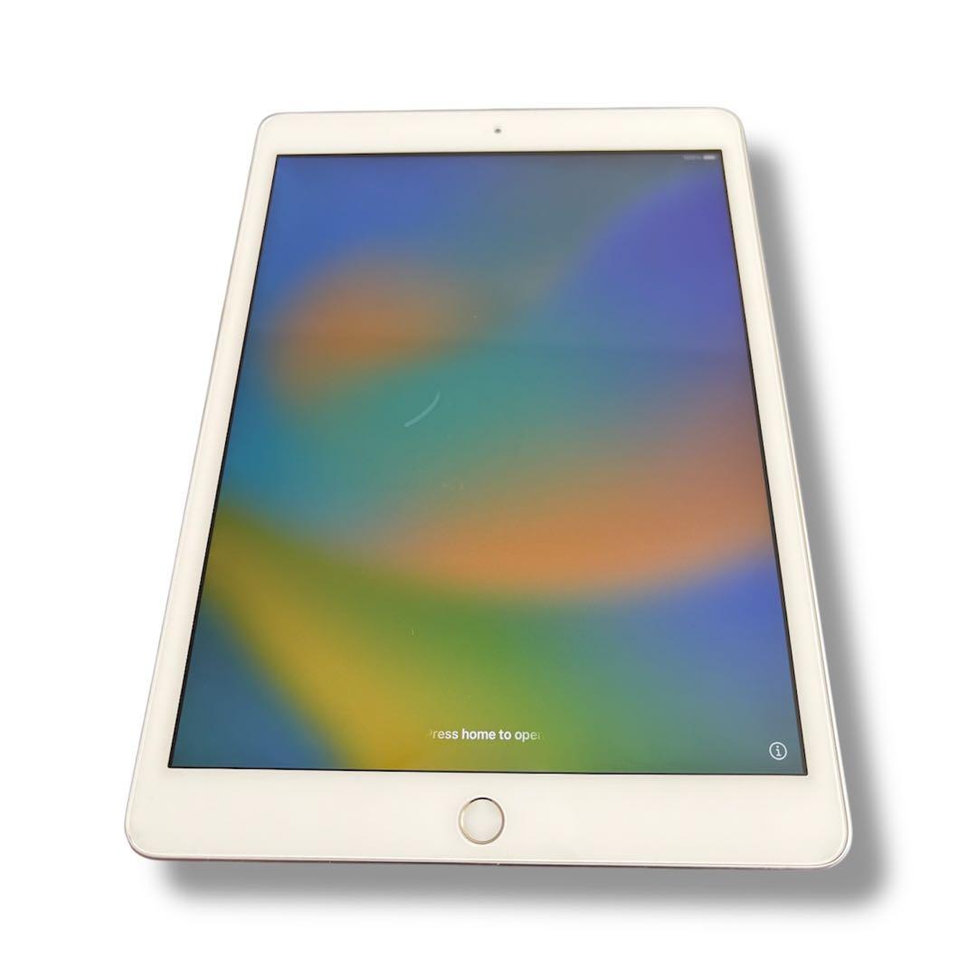 【iPad】第7世代 シルバー Wi-Fiモデル 32GB ケース付き