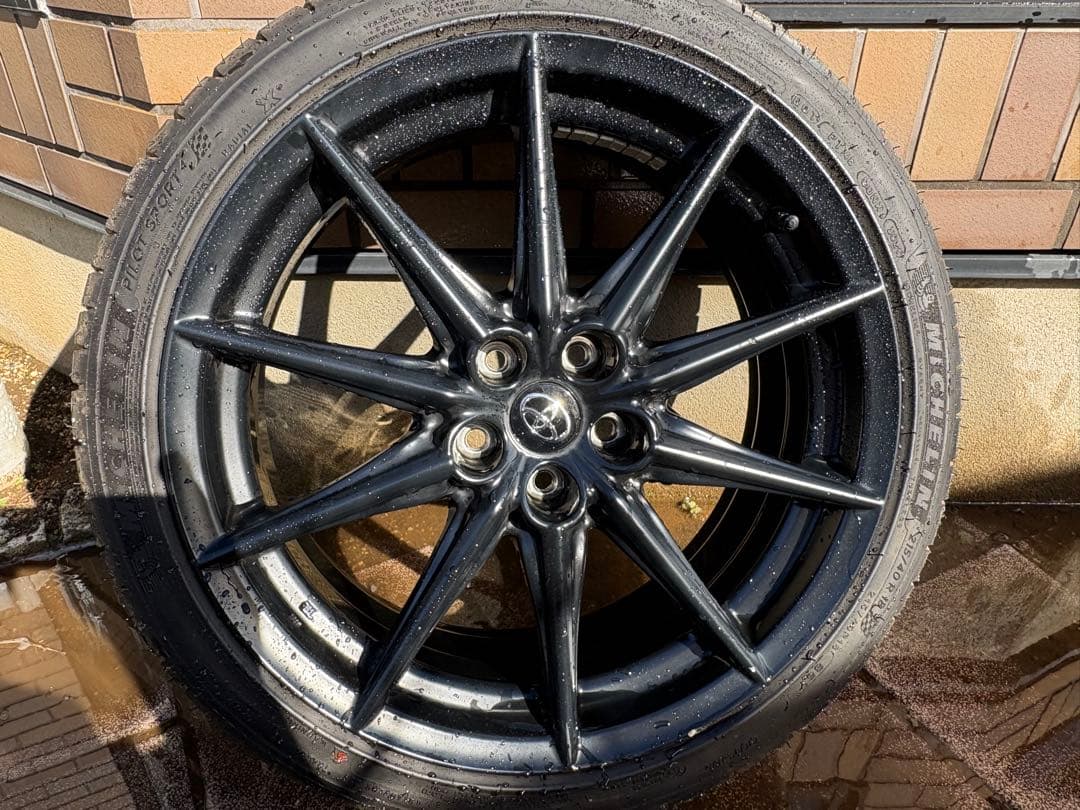 GR86 RZ 純正タイヤホイール 1本