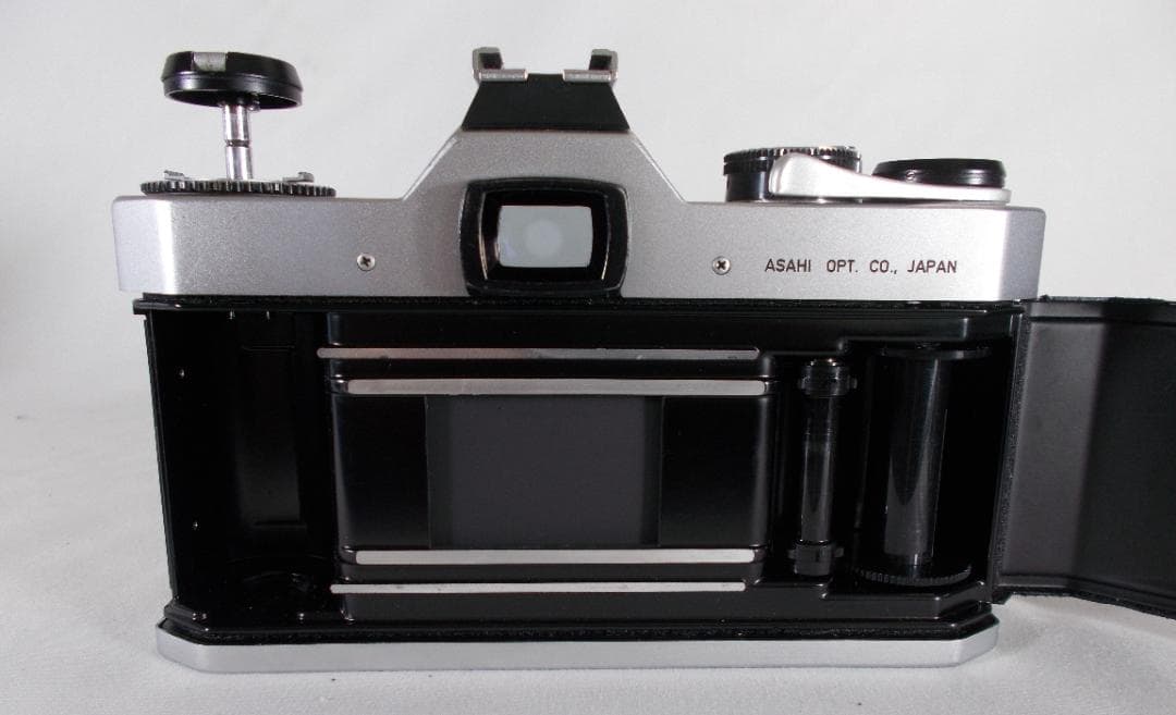 フィルムカメラ 整備済 完動品　Pentax SPII + f1.8　P209