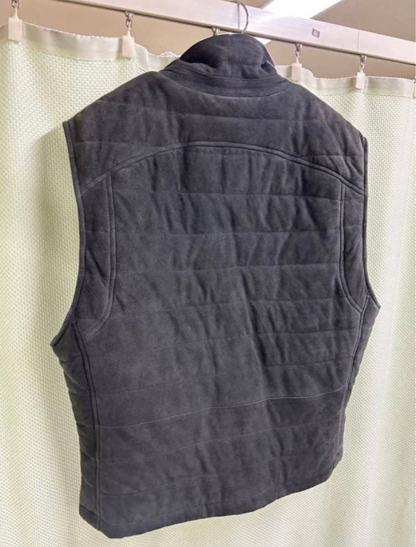 ARMANI EXCHANGEスエードベスト山羊革