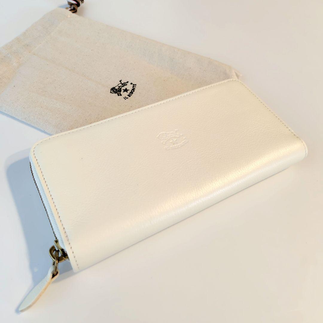 ★未使用★ イルビゾンテ アイボリー 長財布 ジッパー式