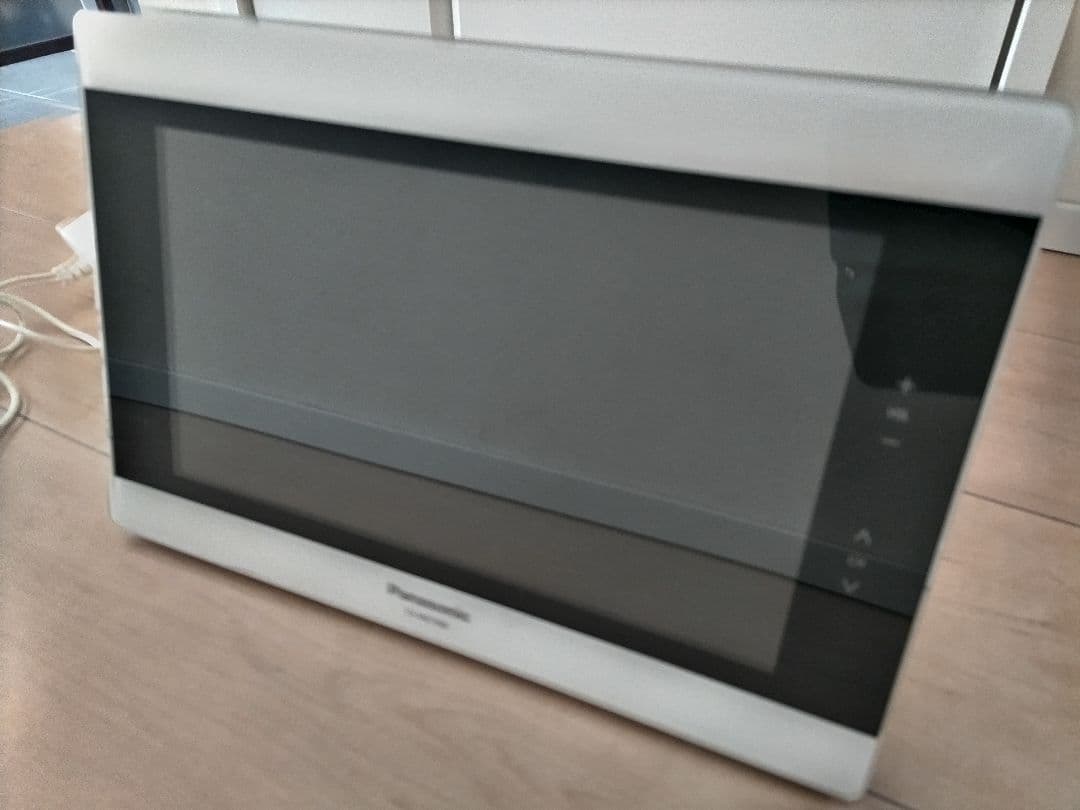 パナソニック 10V型 液晶テレビ 防水 ・ビエラ ポータブルテレビ