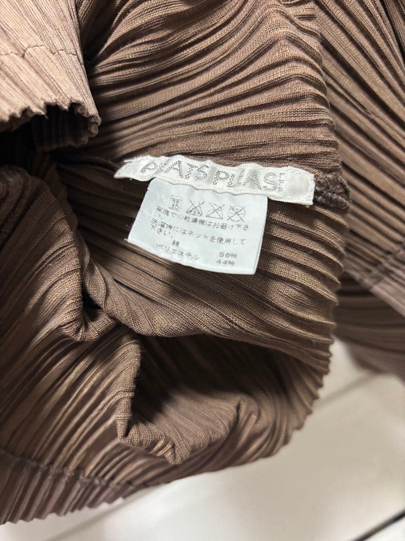 お値下げ✴︎プリーツプリーズ　長袖トップス