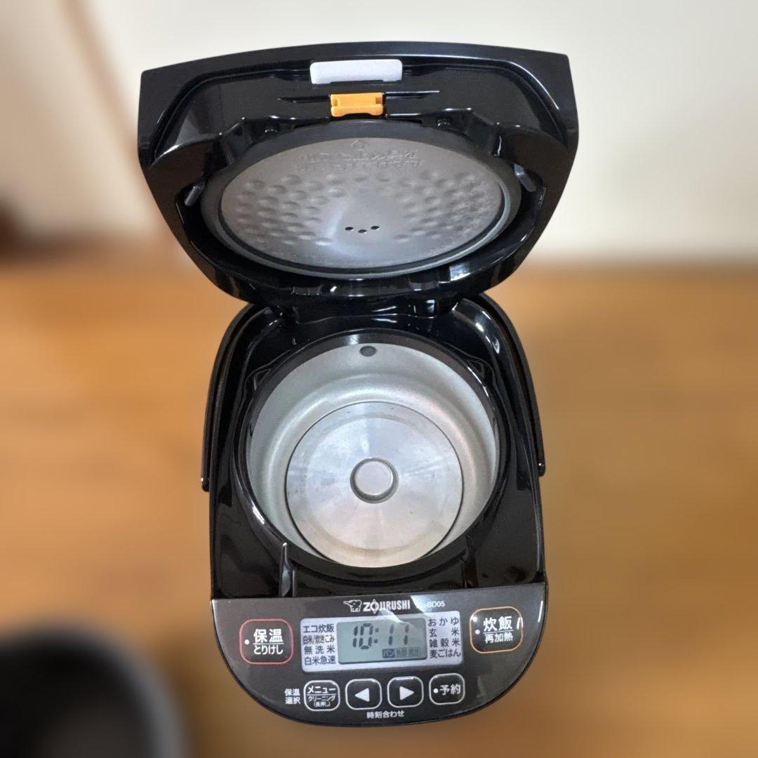 象印マイコン炊飯ジャー極め炊き　NL-BD05 3号炊き2022年製5mmの黒釜