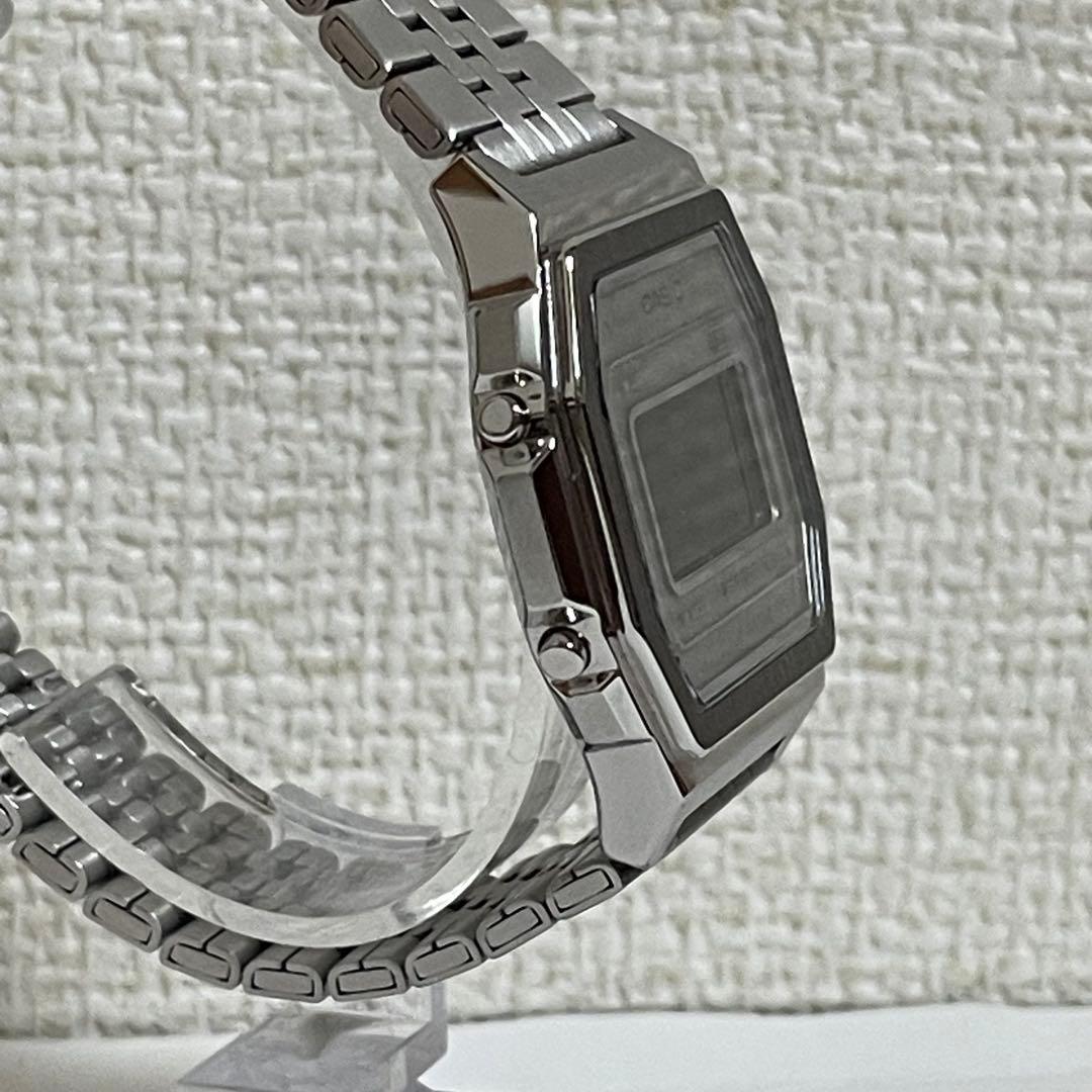【美品】CASIO カシオA1000A-7JF シルバー