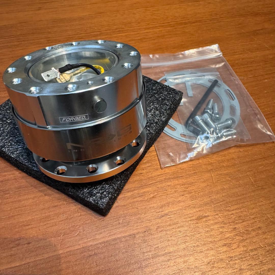 NRG クイックリリース　初期モデル　アメリカ製　シルバー　正規品