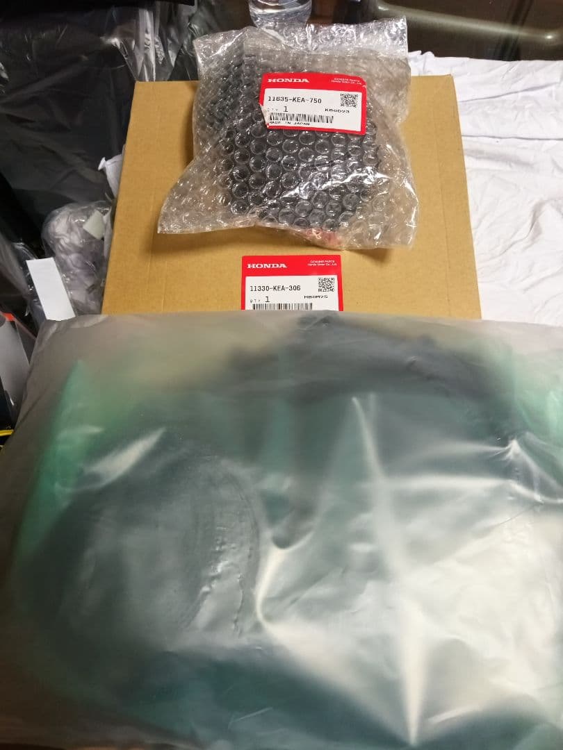 ホンダホーネット250 ジェネレーターカバー、クラッチカバー