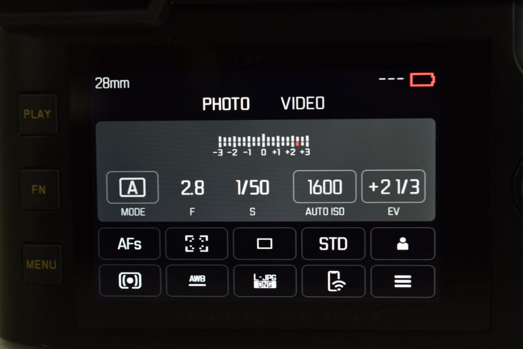 超美品ライカ Q2 Daniel Craig Greg Williams 223