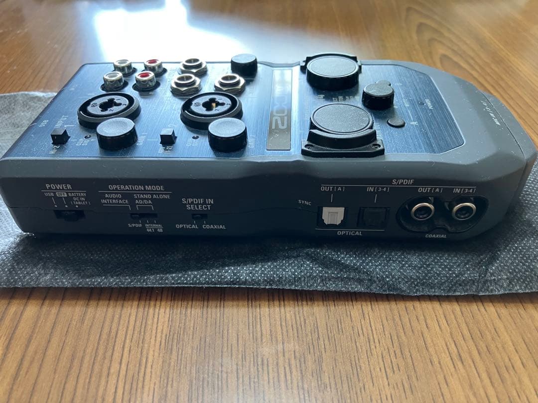 ZOOM U-44 オーディオインターフェース