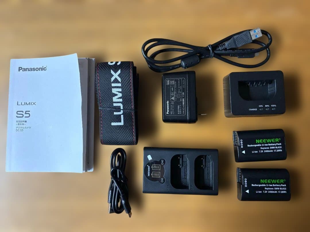 LUMIX DC-S5 ボディ　中古美品