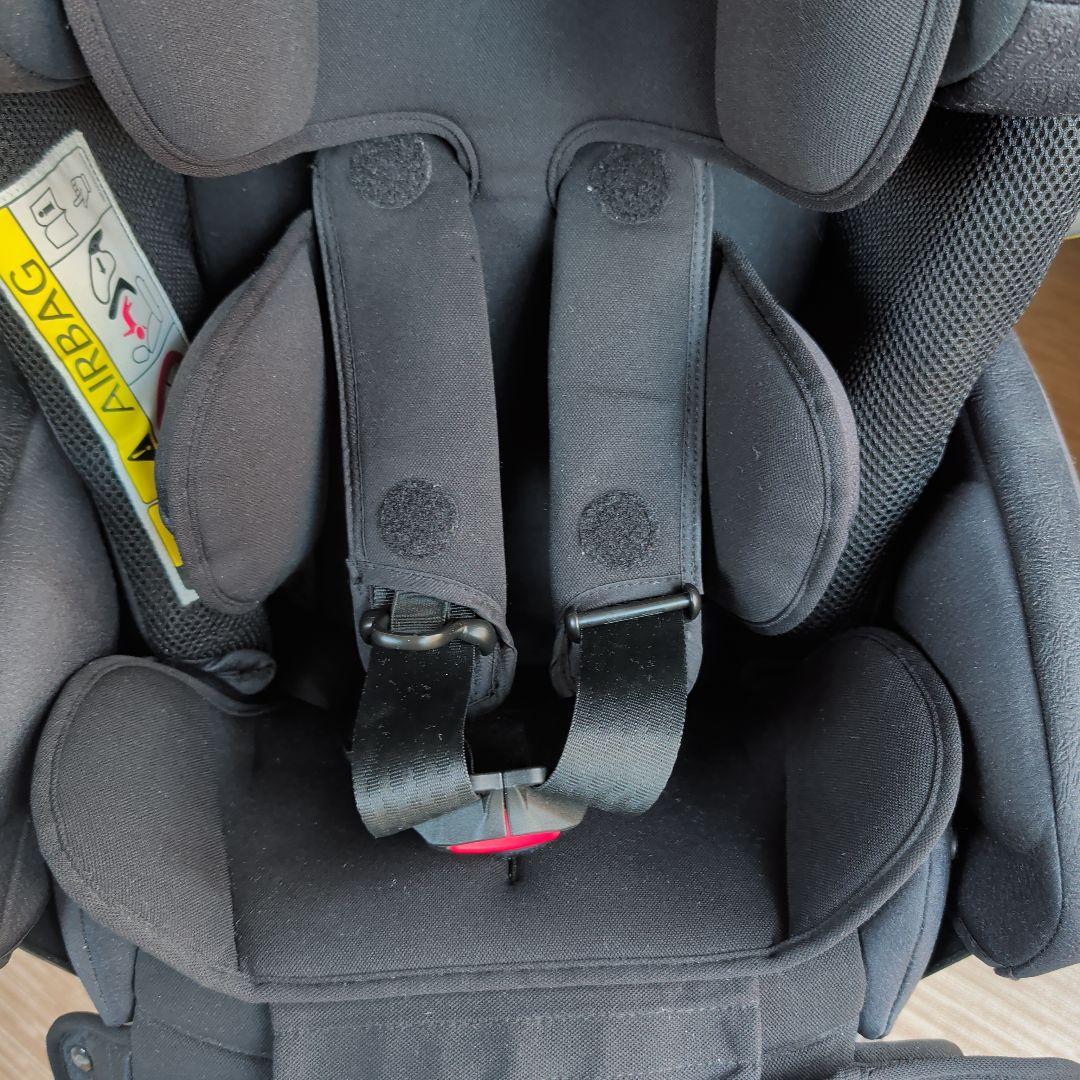 ApricaフラディアグロウISOFIXセーフティプラスロイヤルチャイルドシート