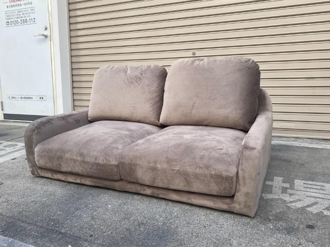 A481◆LOWYA ベルベット調 2人掛けソファ フロアソファ ローソファ