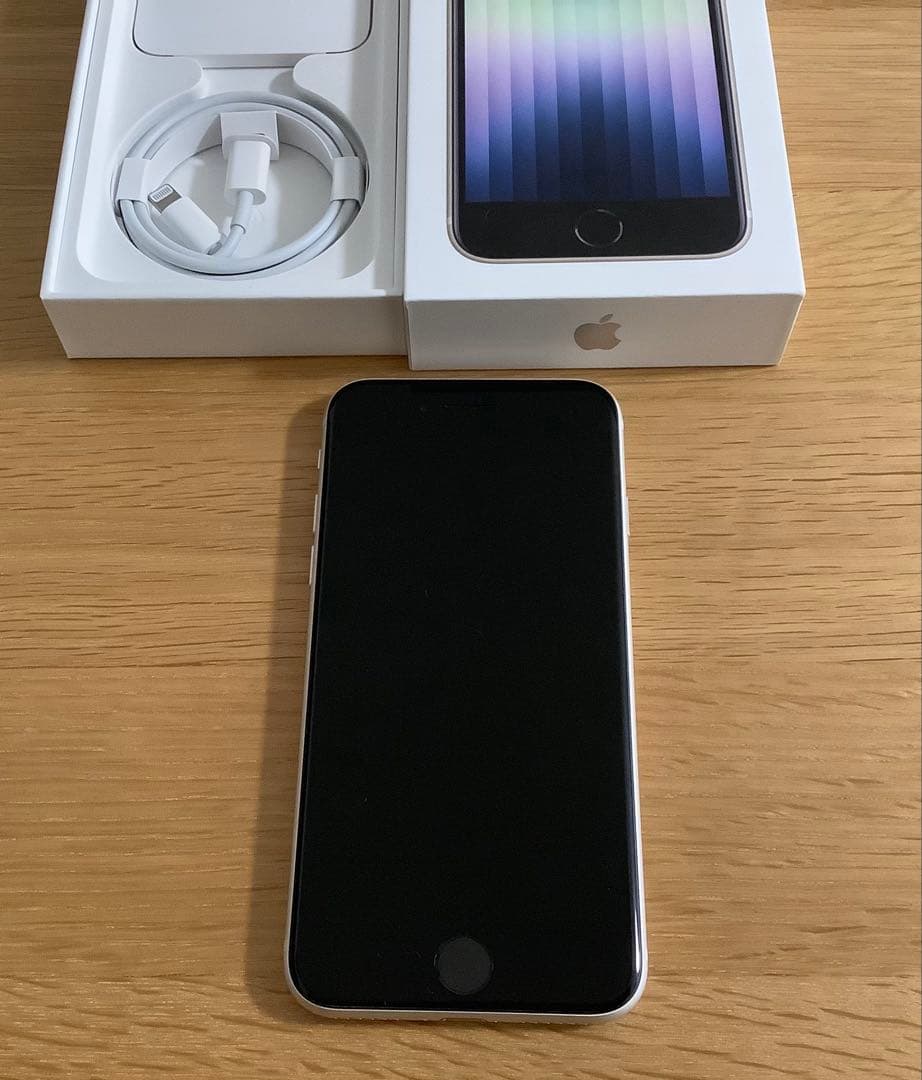iPhone SE第3世代 128GB スターライト SIMなし箱あり
