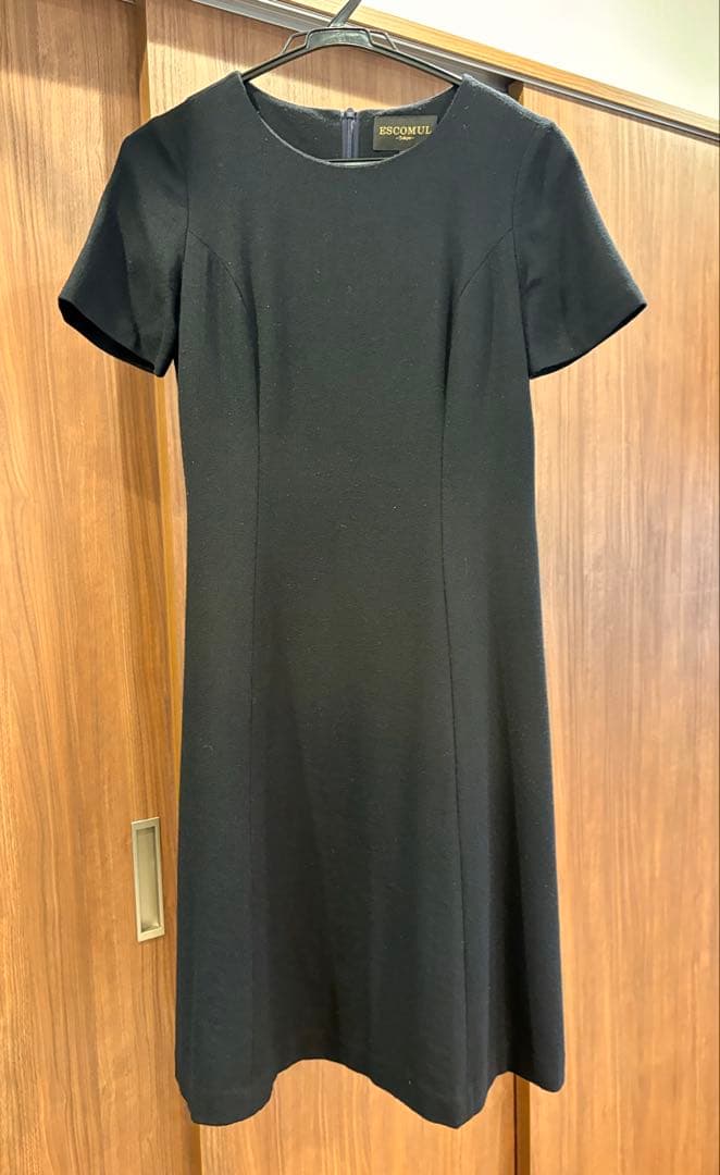 エスコミュール　メアリーココ　お受験スーツ　尾州ウール100% 濃紺9号