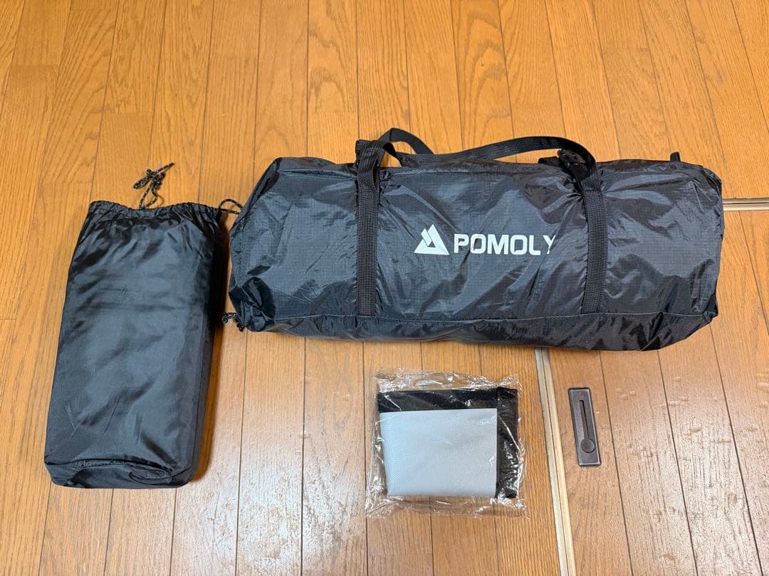 テント・タープ POMOLY STOVE HUT BLACK