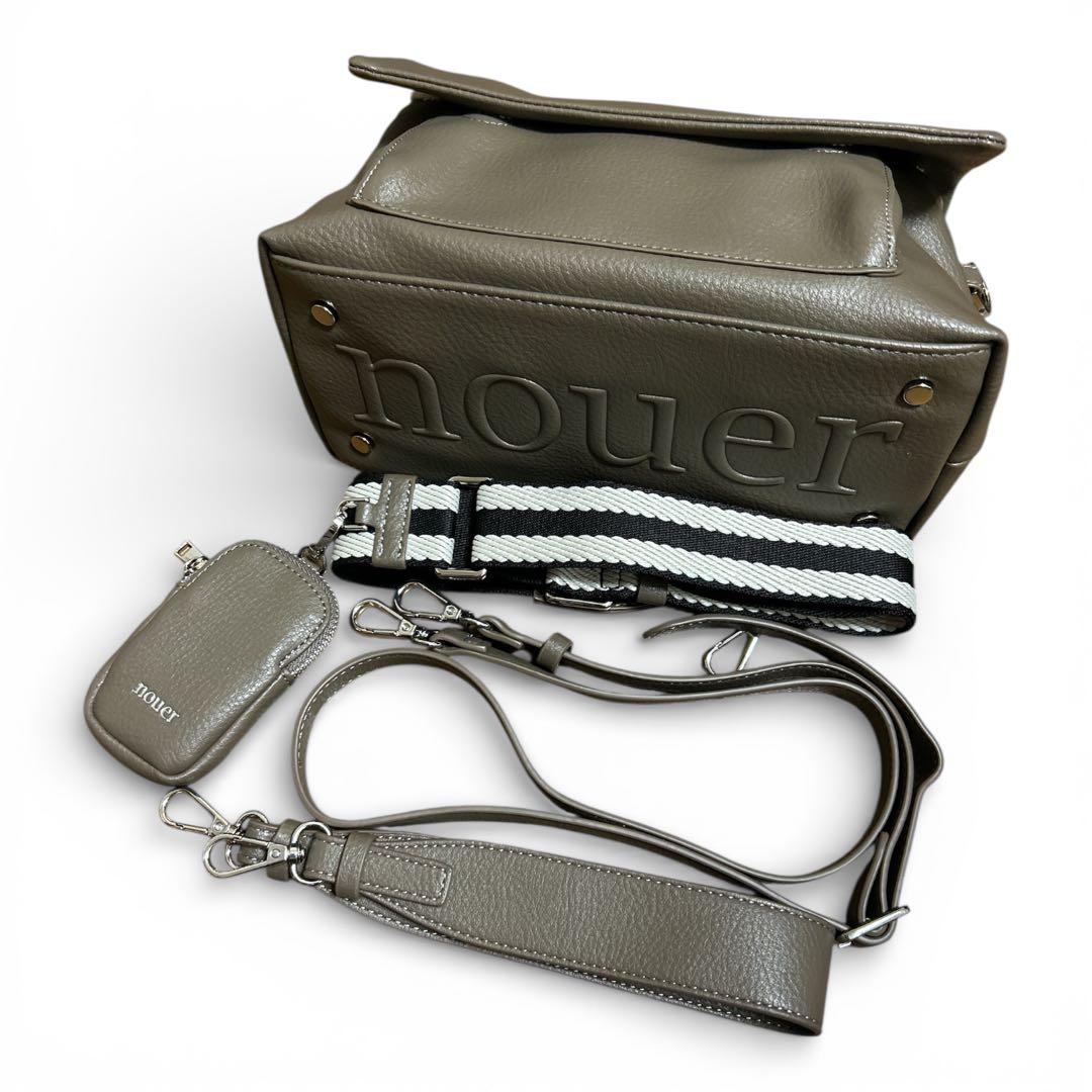 【極美品】nouer ヌエール ボトムエンボスロゴバッグ ショルダーバッグ