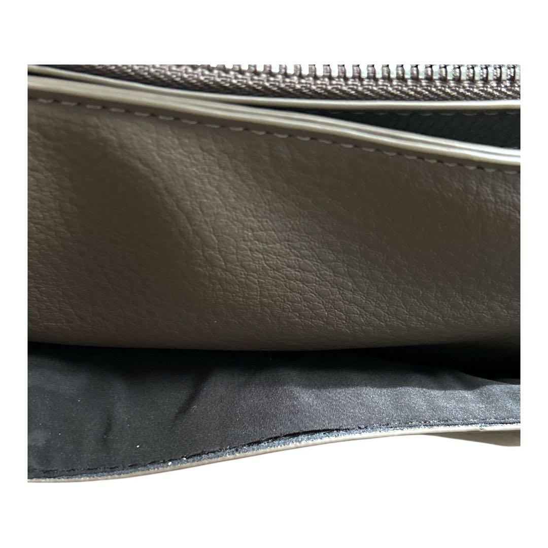 【極美品】nouer ヌエール ボトムエンボスロゴバッグ ショルダーバッグ