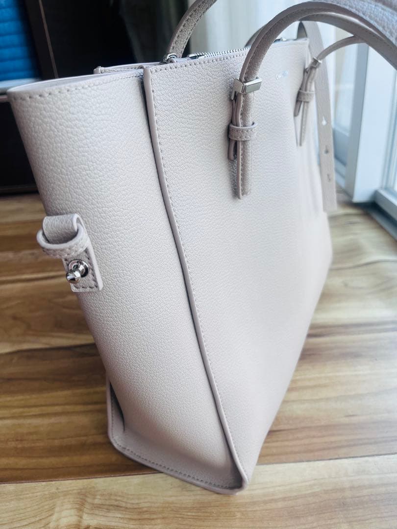 【美品】ベージュトートバッグCharles&keith